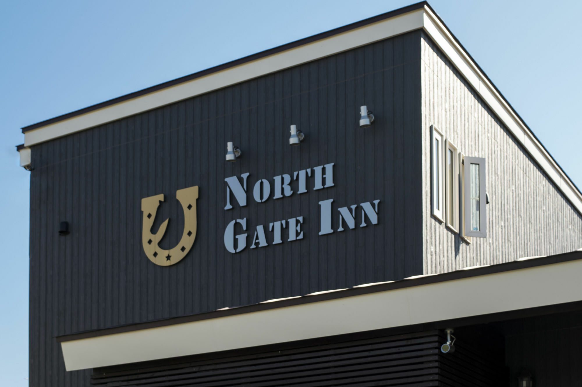 North Gate Inn Abira Exterior photo