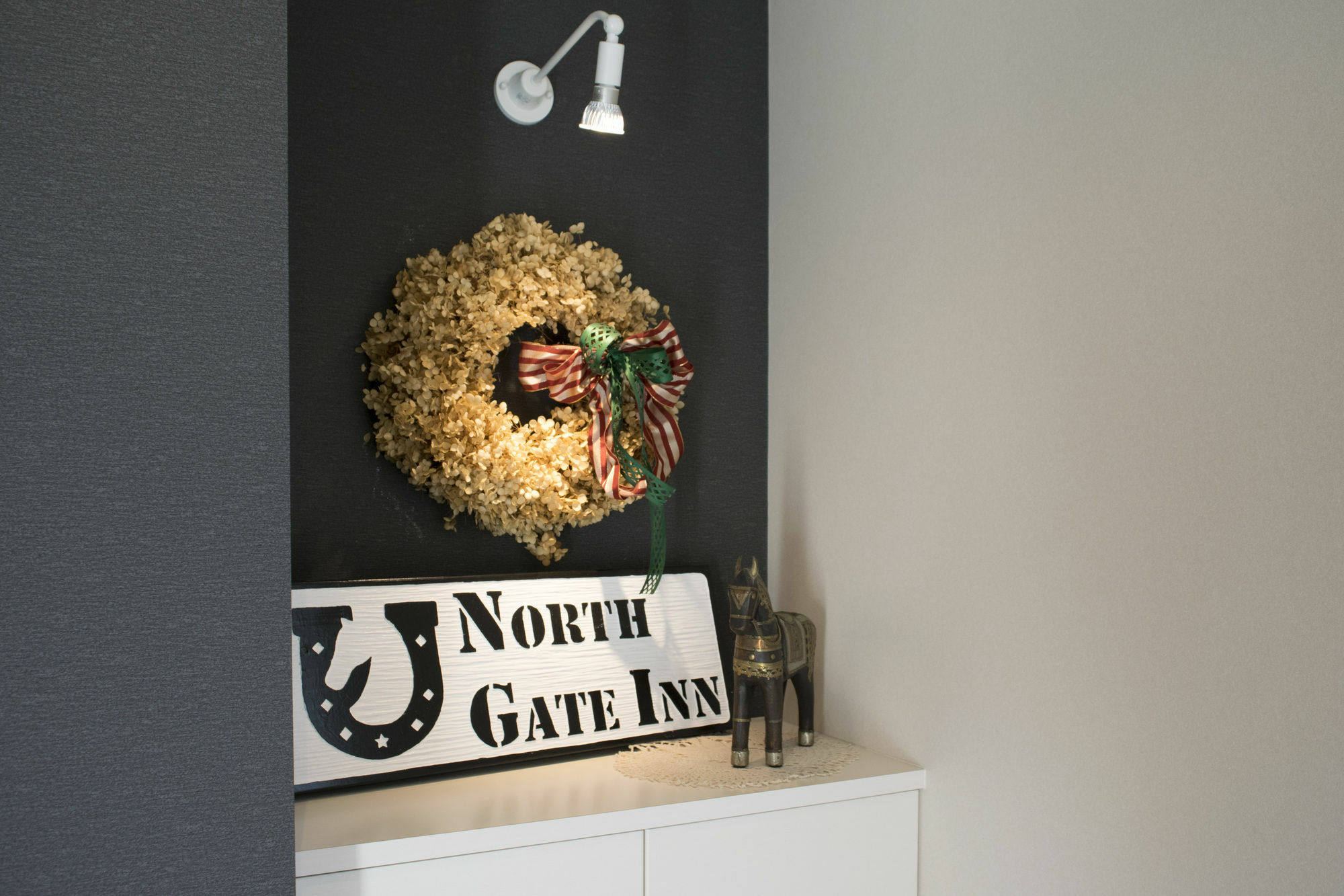 North Gate Inn Abira Exterior photo